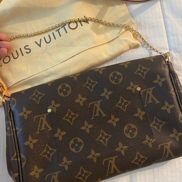 Louis Vuitton Favorite MM Monogram - Picture 2 of 4